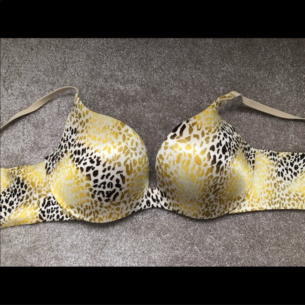 Victoria’s Secret push-up bra